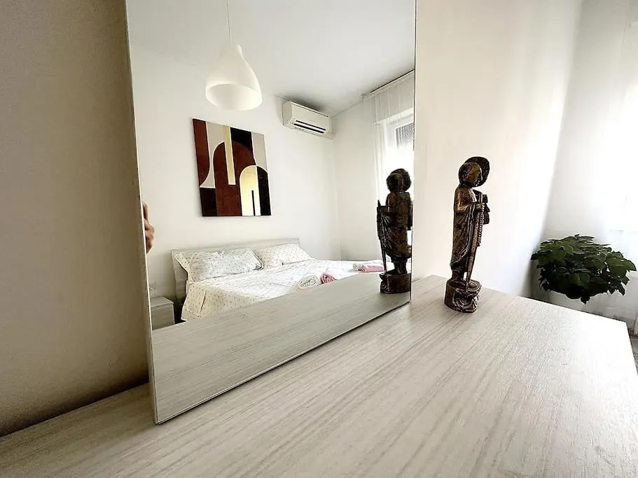 Centralissimo Trilocale A Pochi Passi Dal Duomo Apartment Milan Italy